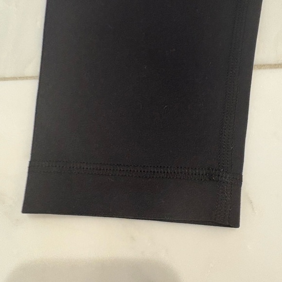Lululemon Wunder Train High Rise Black Leggings Size 8 - Picture 3 of 10